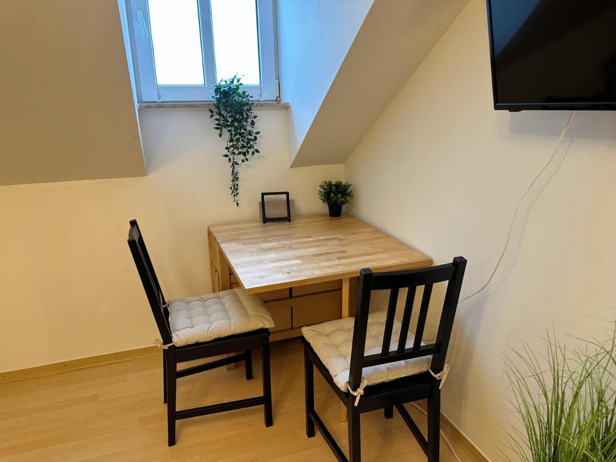 Gemuetliche, Charmante Ferienwohnung Naehe Zentrum Плауэн Экстерьер фото